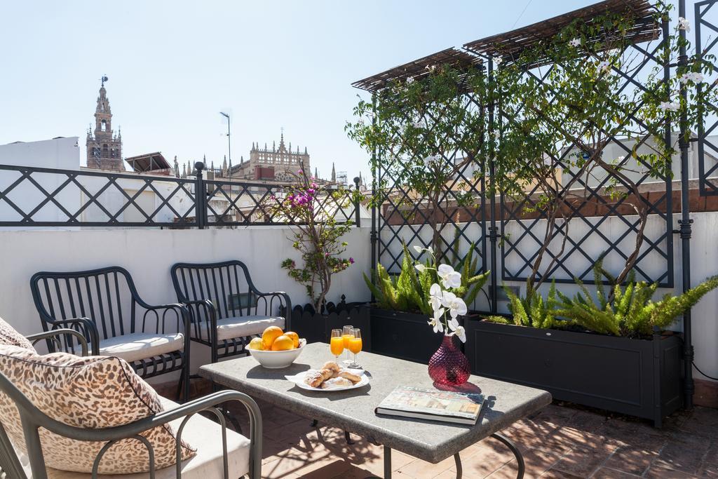 City Rooftop Paradise - Space Maison Apartments セビリア 部屋 写真