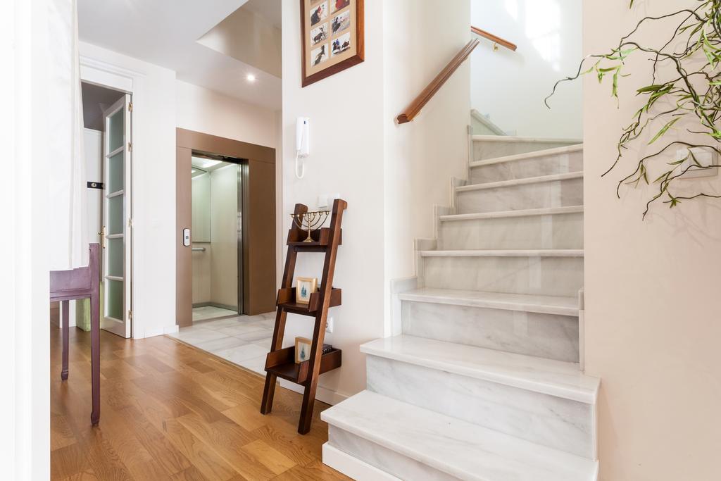 City Rooftop Paradise - Space Maison Apartments セビリア 部屋 写真
