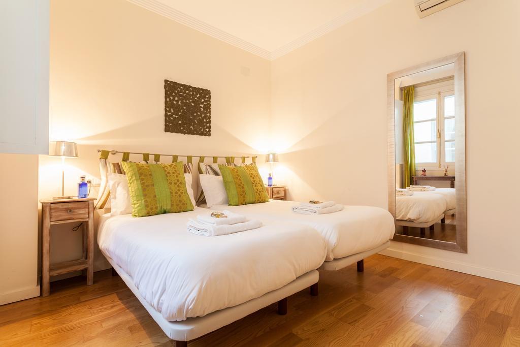 City Rooftop Paradise - Space Maison Apartments セビリア 部屋 写真
