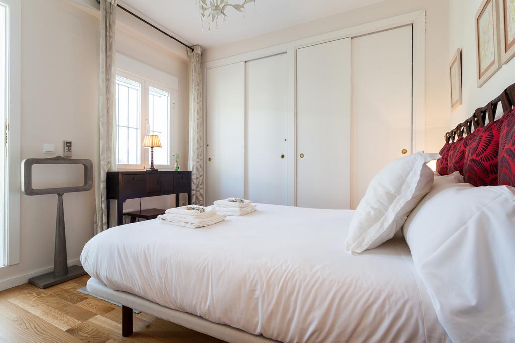 City Rooftop Paradise - Space Maison Apartments セビリア 部屋 写真
